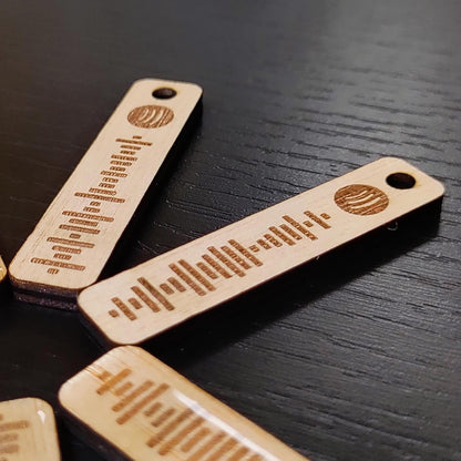 Porte-clés en bois avec code Spotify