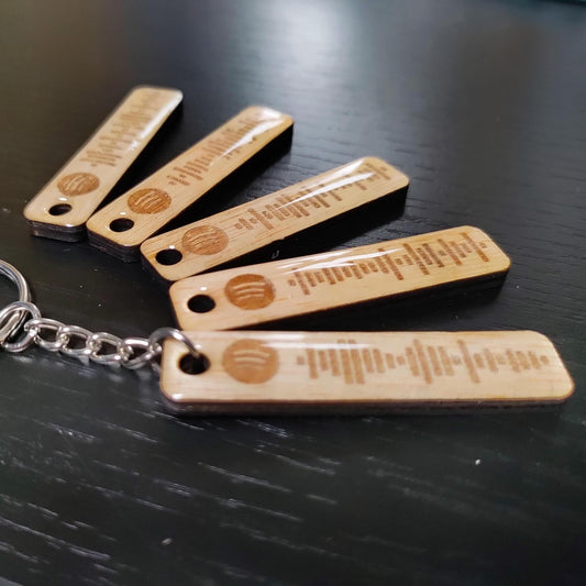 Porte-clés en bois avec code Spotify