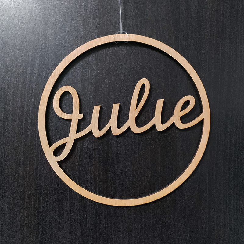 Cercle en bois personnalisable avec prénom