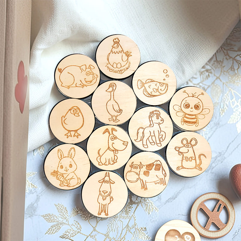 Jeu de mémoire en bois avec 12 animaux différents