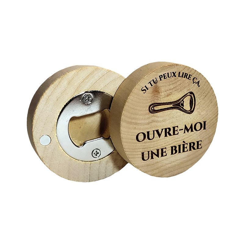 Décapsuleur en bois personnalisé avec gravure visible – modèle mariage, baptême, entreprise ou bière – face avant