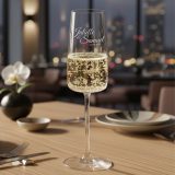 Exemples de décoration pour la personnalisation d’un verre à champagne gravé.