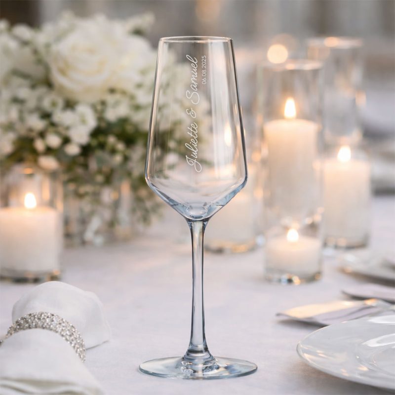 Flûtes de champagne personnalisées avec gravure pour Mariage ou événement